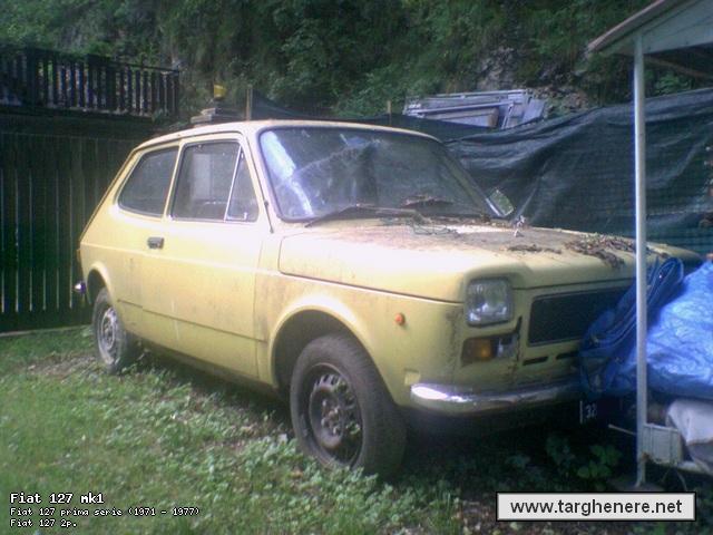 fiat127fiestalex20130714.jpg