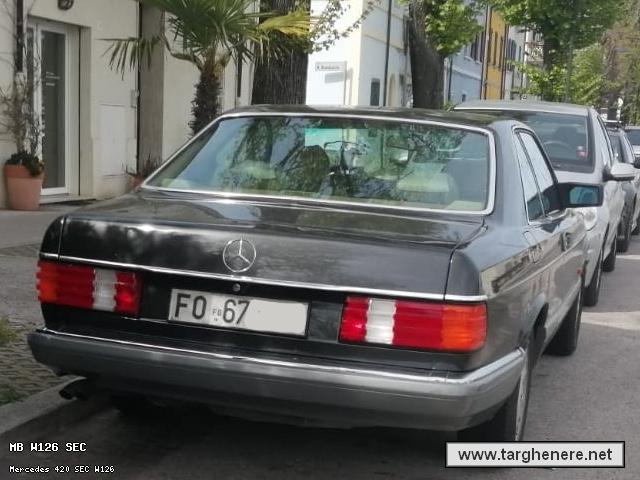 mercedesw126secbiturbo8320230908.jpg