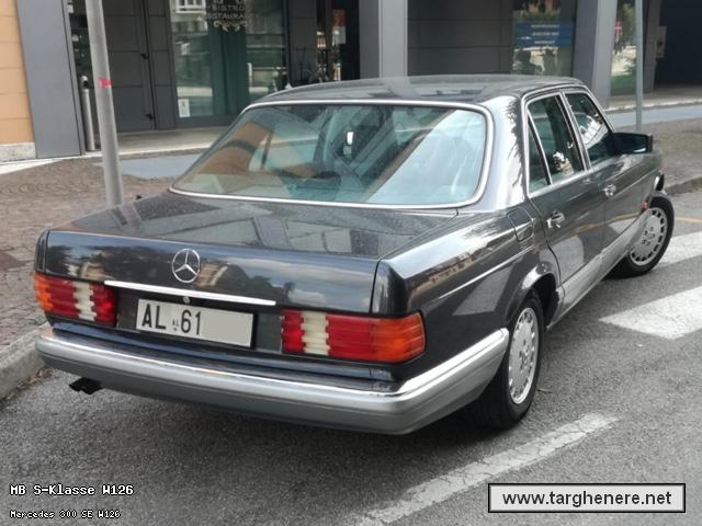 mercedesw126famvit20240307.jpg