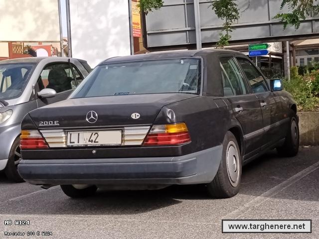 mercedesw124kanonx20240613.jpg