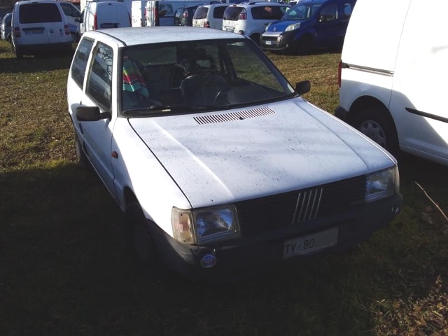 www.targhenere.net/gallery2/wp-content/uploads/2024/07/fiat_uno_45_s_fire_3p_1989_2.jpg