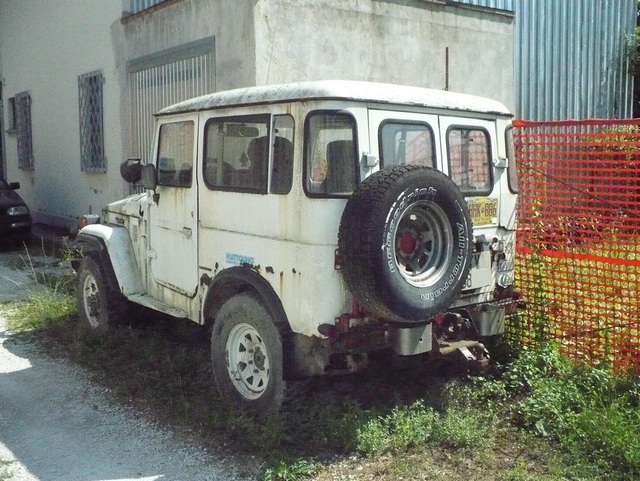 www.targhenere.net/images/media/toyota_land_cruiser3_zpsc4cc1928.jpg